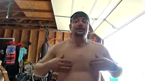 Snapshot of silverfox706 chatting on 03.01.25 Jay  Silverfox706 online show from 03.01.25