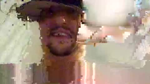 Snapshot of silverfox706 chatting on 09.22.25 Jay  Silverfox706 online show from 09.22.25