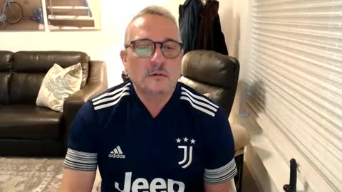 Snapshot of silveroli187 chatting on 09.23.25 silveroli187 online show from 09.23.25