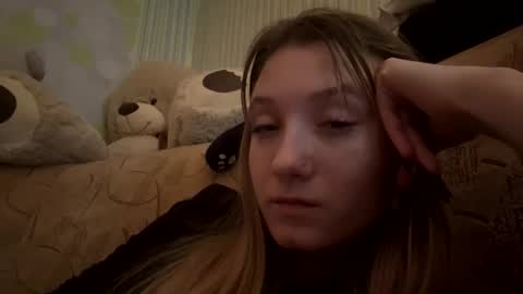 Snapshot of silverxkitty chatting on 10.16.25 SilverxKitty online show from 10.16.25