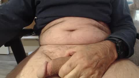 Snapshot of singlemaleca chatting on 12.04.24 SingleMaleCA online show from 12.04.24