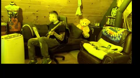 Snapshot of siphonophorstrings chatting on 09.09.25 Dustbunnyfoofoo online show from 09.09.25