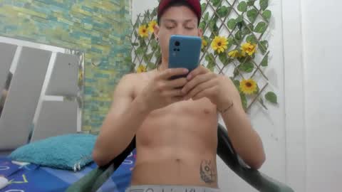 Snapshot of sirryant chatting on 01.20.25 SIR RYANT online show from 01.20.25