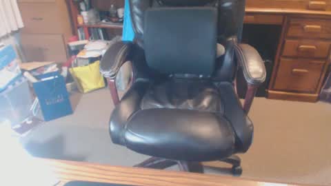 Snapshot of sjbottomboi chatting on 12.23.24 sjbottomboi online show from 12.23.24