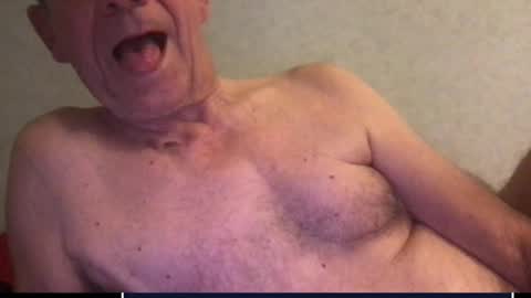 Snapshot of skima48 chatting on 01.25.25 skima48 online show from 01.25.25