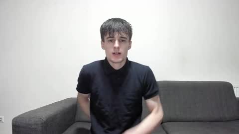 Snapshot of skinnyguywithbigd chatting on 01.08.25 skinnyguywithbigd online show from 01.08.25