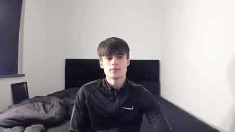 Snapshot of skinnyguywithbigd chatting on 10.19.25 skinnyguywithbigd online show from 10.19.25