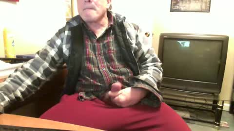 Snapshot of skn1960e chatting on 01.12.25 skn1960e online show from 01.12.25