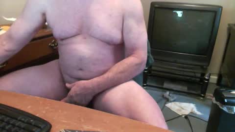 Snapshot of skn1960e chatting on 10.29.25 skn1960e online show from 10.29.25