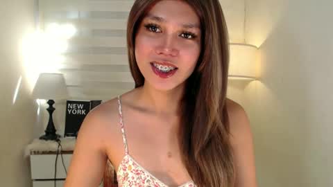 Snapshot of skyllerkent chatting on 01.07.25 Sky online show from 01.07.25