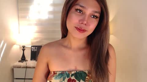 Snapshot of skyllerkent chatting on 01.28.25 Sky online show from 01.28.25