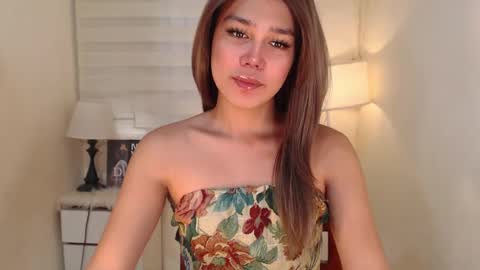 Snapshot of skyllerkent chatting on 02.17.25 Sky online show from 02.17.25