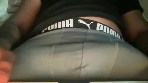 Snapshot of slimeasaurus chatting on 09.24.25 Daddy online show from 09.24.25