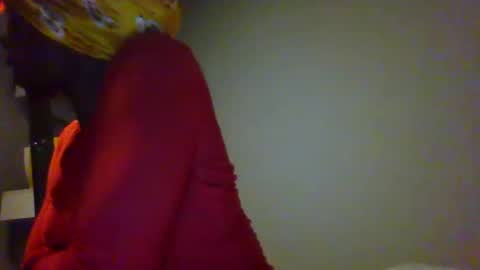 Snapshot of slimmmgooodiexoxo chatting on 12.03.24 slimmmgooodiexoxo online show from 12.03.24