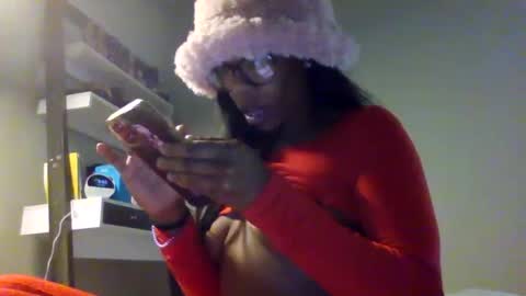 Snapshot of slimmmgooodiexoxo chatting on 12.03.24 slimmmgooodiexoxo online show from 12.03.24