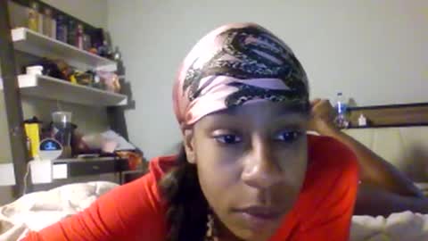 Snapshot of slimmmgooodiexoxo chatting on 12.18.24 slimmmgooodiexoxo online show from 12.18.24