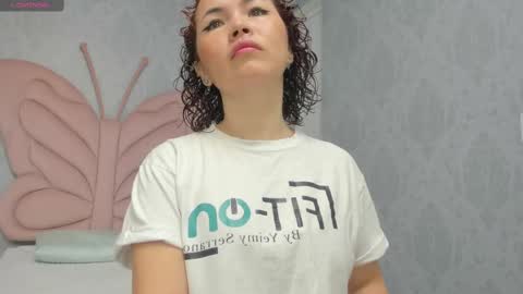 Snapshot of slut_milf4u chatting on 03.06.25 Paola online show from 03.06.25