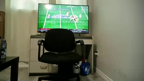 Snapshot of slutda94 chatting on 12.29.24 slutda94 online show from 12.29.24