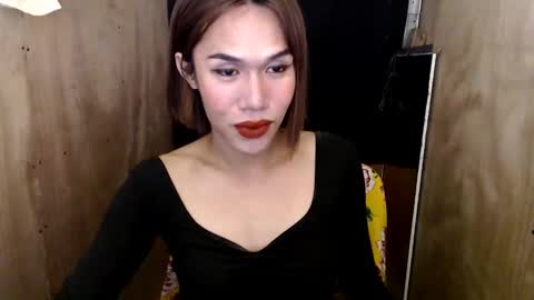 Snapshot of slutqueen_raz chatting on 09.22.25 Raz online show from 09.22.25
