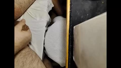 Snapshot of small_1986 chatting on 12.28.24 transmisin gratuita bajo demanda free broadcast on demand online show from 12.28.24