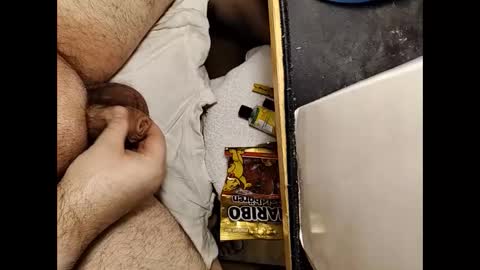 Snapshot of small_1986 chatting on 01.25.25 transmisin gratuita bajo demanda free broadcast on demand online show from 01.25.25