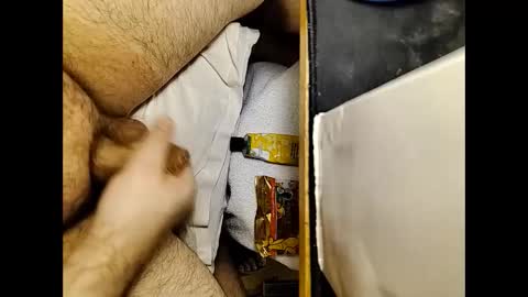 Snapshot of small_1986 chatting on 02.20.25 transmisin gratuita bajo demanda free broadcast on demand online show from 02.20.25