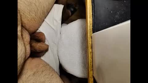 Snapshot of small_1986 chatting on 10.09.25 transmisin gratuita bajo demanda free broadcast on demand online show from 10.09.25