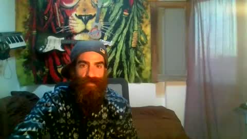 Snapshot of smile3555 chatting on 12.17.24 willy online show from 12.17.24
