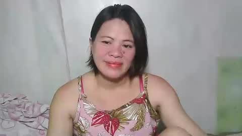 Snapshot of smilinglady27 chatting on 09.09.25 smilinglady27 online show from 09.09.25