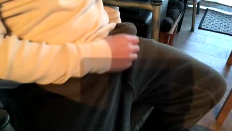 Snapshot of smokefest187 chatting on 11.07.25 Peter Johnson online show from 11.07.25