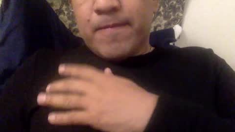 Snapshot of smoothstrik3r chatting on 12.21.24 smoothstrik3r online show from 12.21.24