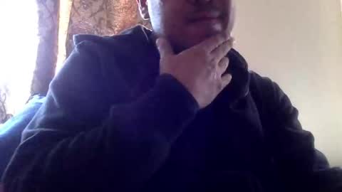 Snapshot of smoothstrik3r chatting on 12.29.24 smoothstrik3r online show from 12.29.24