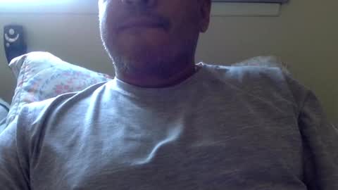 Snapshot of smoothstrik3r chatting on 02.20.25 smoothstrik3r online show from 02.20.25