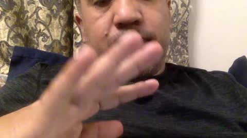 Snapshot of smoothstrik3r chatting on 03.03.25 smoothstrik3r online show from 03.03.25