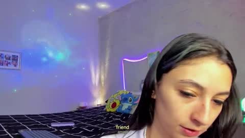 Snapshot of snowbabyxox chatting on 11.11.25 snowbabyxox online show from 11.11.25