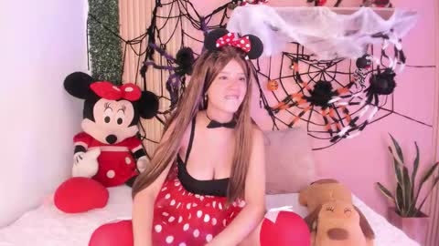 Snapshot of sofi_cuttie chatting on 10.27.25 sofi_cuttie online show from 10.27.25