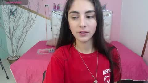 Snapshot of sofi_san chatting on 09.15.25 sofi_san online show from 09.15.25