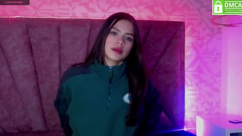 Snapshot of sofia_claark chatting on 01.27.25 Sofi online show from 01.27.25