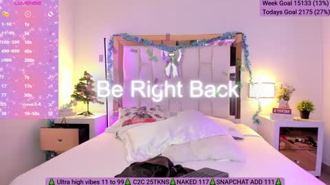 Snapshot of sofia_dream7 chatting on 12.20.24 Sofi online show from 12.20.24