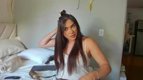 Snapshot of sofia_rivers_ chatting on 03.02.25 sofia_rivers_ online show from 03.02.25