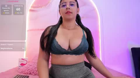 Sofii Lopezz online show from 10.21.25