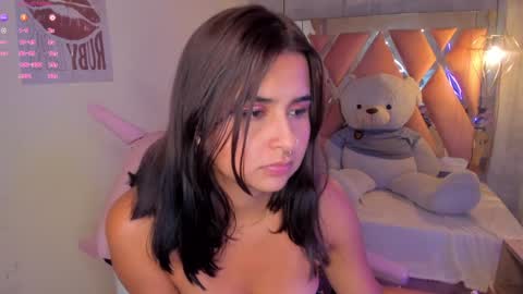 Snapshot of sofii_miller_ chatting on 02.05.25 online show from 02.05.25