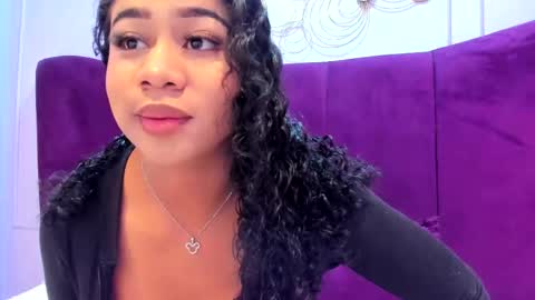 sofiifox online show from 10.03.25