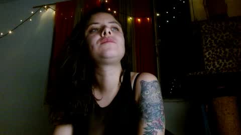 Snapshot of soka_lovers_04_ chatting on 01.21.25 Sofia online show from 01.21.25