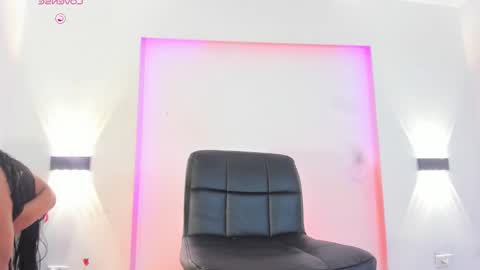Snapshot of sol_vanegas chatting on 09.19.25 SOL online show from 09.19.25