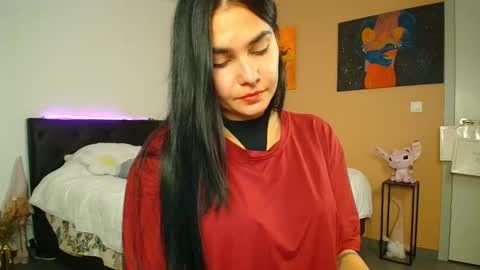 Mila online show from 10.21.25