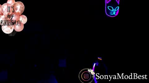 Snapshot of sonasprint chatting on 10.27.25 sonasprint online show from 10.27.25