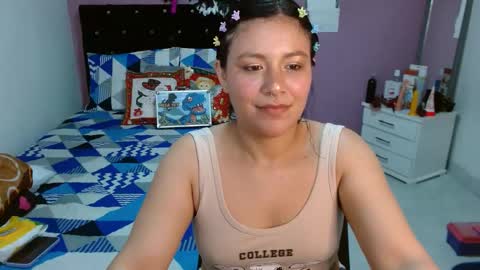 Snapshot of soniafuckboobs chatting on 12.18.24 soniafuckboobs online show from 12.18.24