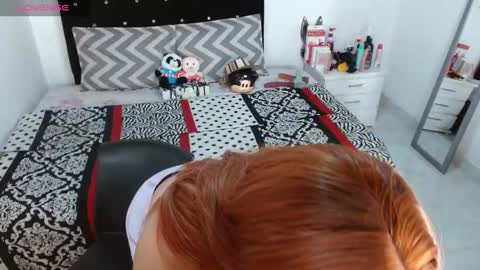 Snapshot of soniafuckboobs chatting on 11.12.25 soniafuckboobs online show from 11.12.25