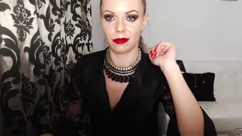 sOPHIAbRIMMS online show from 12.02.24